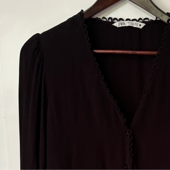 Zara| Black Feminine Puffy Sleeve Scalloped Trim Button-Up Blouse Sz S - Picture 1 of 5